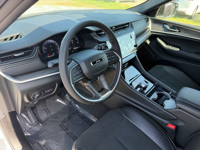new 2026 Jeep Grand Cherokee car, priced at $37,455