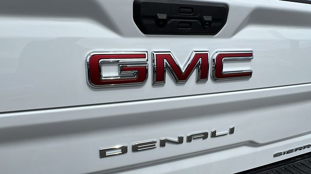 2024 GMC Sierra 2500HD Denali 13