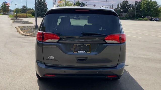 2018 Chrysler Pacifica Touring L 7