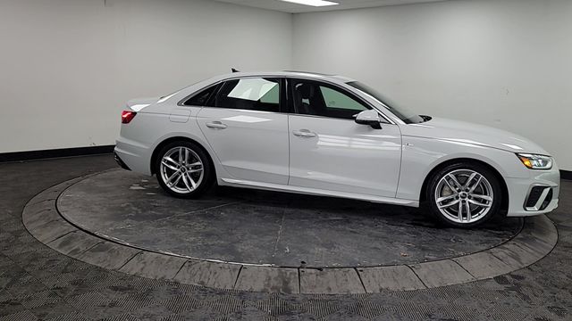 2022 – Audi – A4