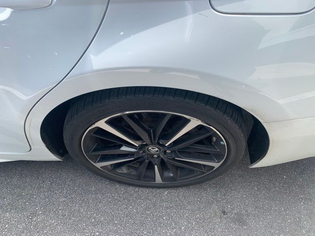 Used 2018 Black Toyota XSE image 7