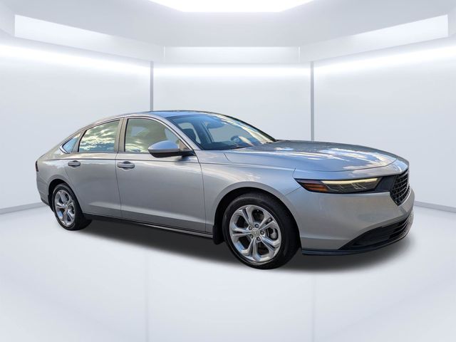 Lunar Silver Metallic 2023 Honda Accord LX FWD Sedan Front-Wheel Drive Continuously Variable Transmission