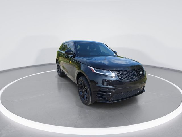 Used 2023 Santorini Black Land Rover R-Dynamic S image 2