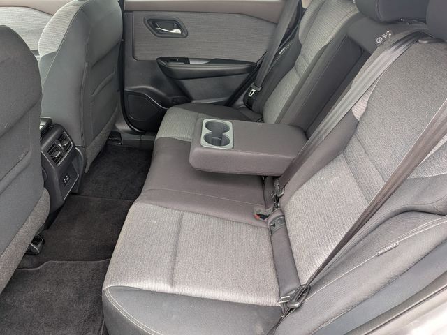 2021 Nissan Rogue - Image 25