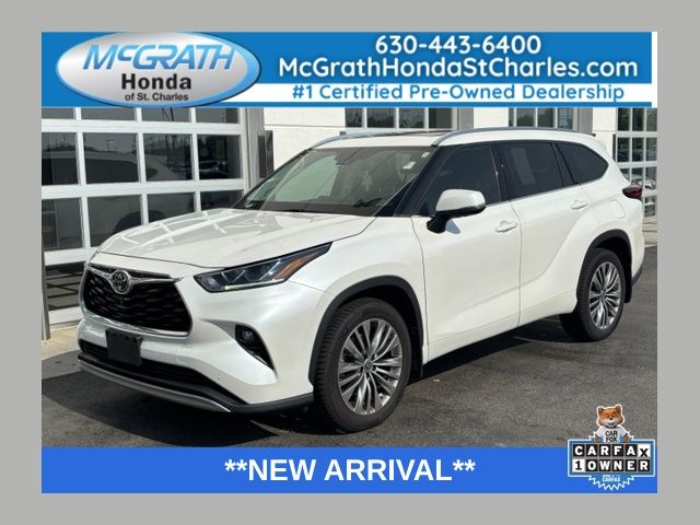 White (Blizzard Pearl) 2021 Toyota Highlander SUV / Crossover All-Wheel Drive 8-Speed Automatic