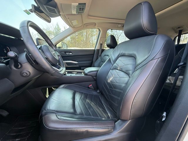 Used 2023 Nissan Pathfinder SUV