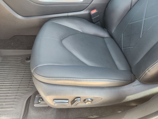 2025 Toyota Highlander Platinum Silver at Don McGill Toyota