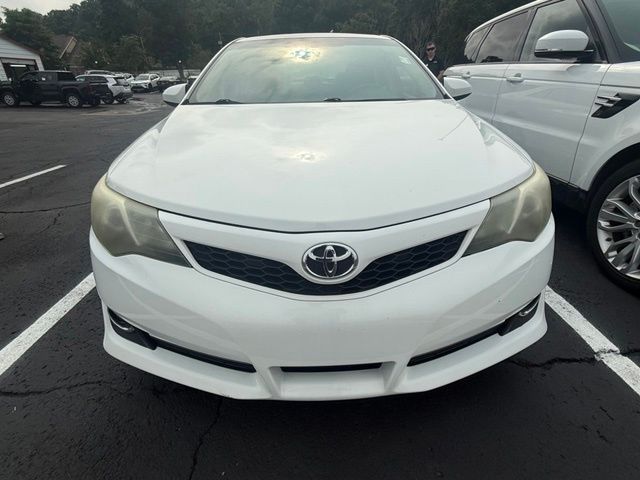 Used 2013 Toyota Camry SE with VIN 4T1BF1FK1DU299787 for sale in Akron, OH
