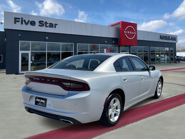 Used 2022 Silver Dodge SXT image 6