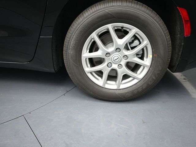 2026 Chrysler Pacifica Select - 6