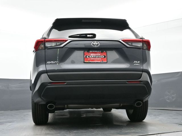 2021 Toyota RAV4 XLE 39