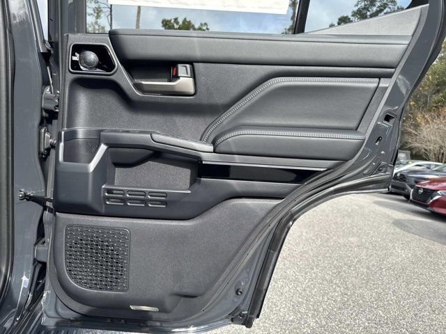2025 Toyota 4Runner Limited - Photo 20