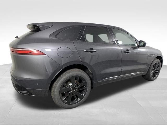 2024 Jaguar F-PACE P250 10