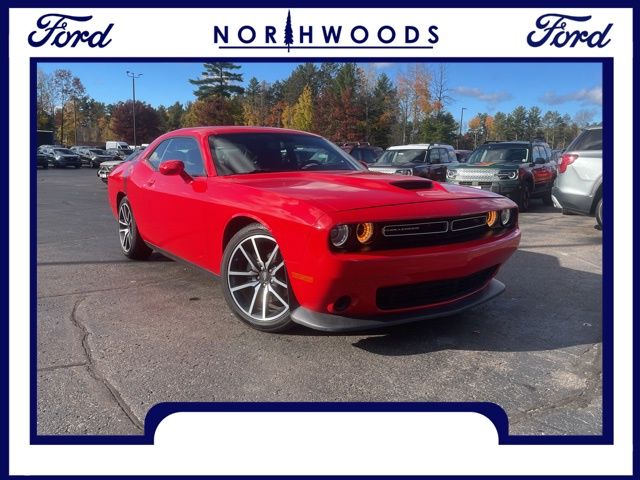 Torred Clearcoat 2023 Dodge Challenger Coupe Rear-Wheel Drive 8-Speed Automatic