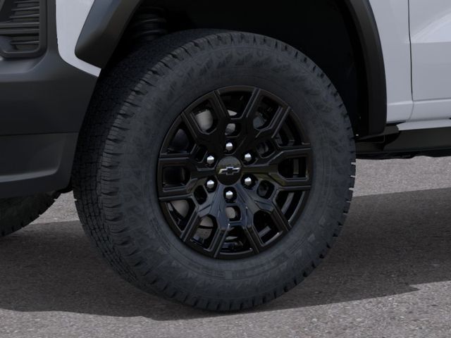 2026 Chevrolet Colorado Trail Boss White at Classic Elite Chevrolet Sugar Land