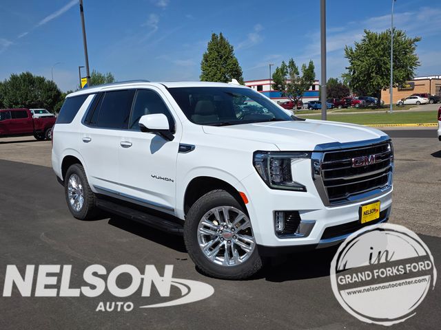 Summit White 2022 GMC Yukon SUV / Crossover Four-Wheel Drive 