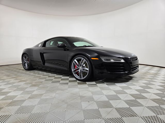 Mythos Black Metallic/Black Roof 2015 Audi R8 Coupe All-Wheel Drive 7-Speed Automatic