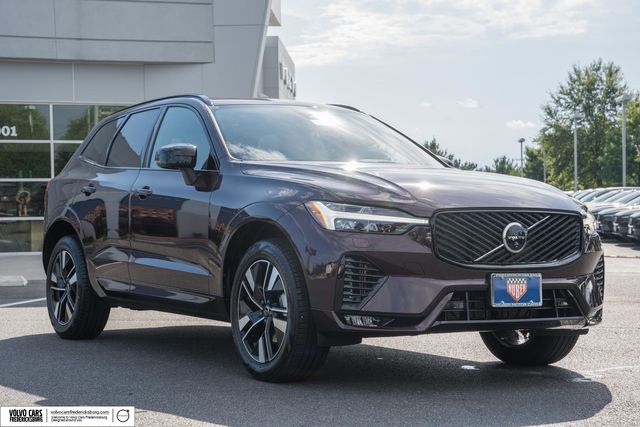 2026 Volvo XC60 B5 Plus