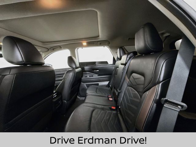 Used 2024 Nissan Pathfinder SUV
