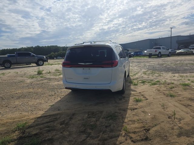 Used 2021 White Chrysler Touring L image 8