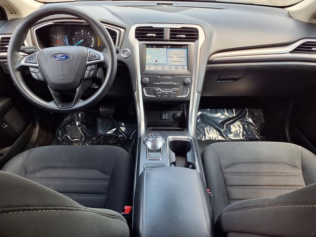 2019 Ford Fusion Hybrid - Image 9