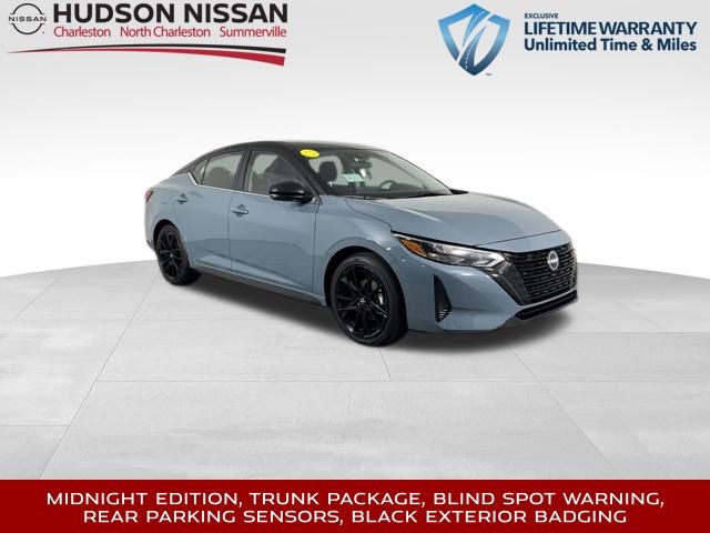 2025 Atlantic Gray Metallic/Super Black Nissan Sentra SR Sedan