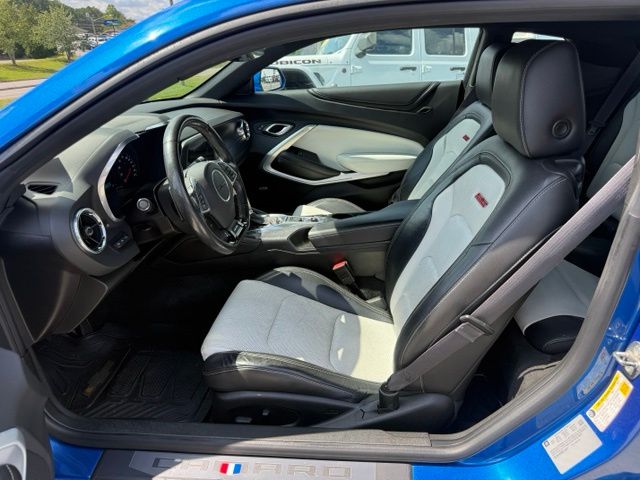 Used 2017 Blue Chevrolet SS image 10