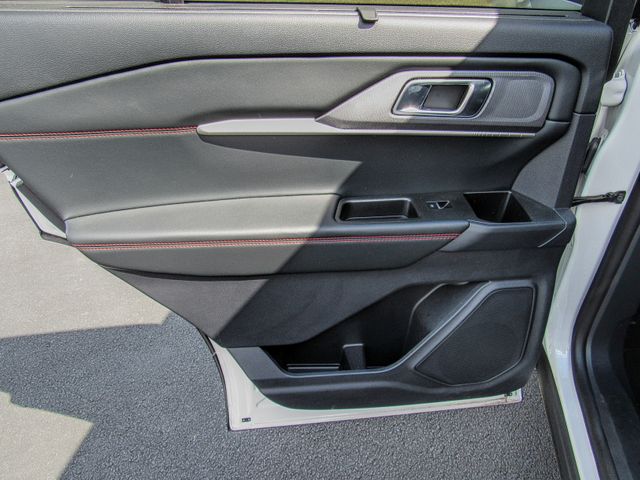 Photo of 2025 Ford Explorer ST-Line in Dallas, GA - 8,  2025 Ford Explorer ST-Line:L165851