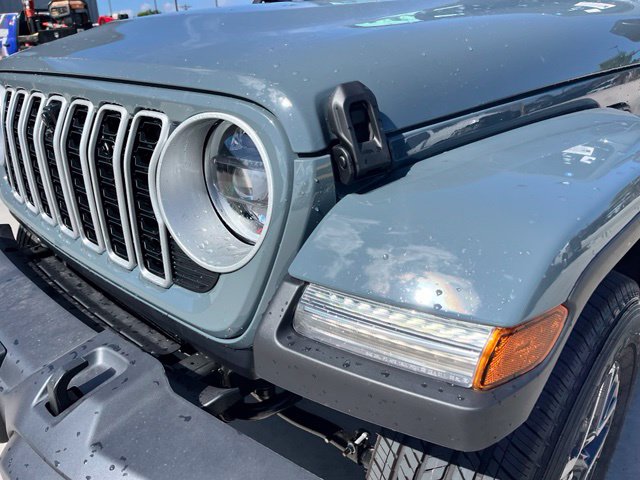 New 2026 Gray Jeep Sahara image 13