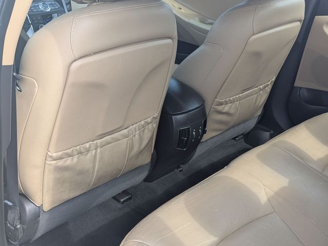 2012 Hyundai Sonata - Image 25