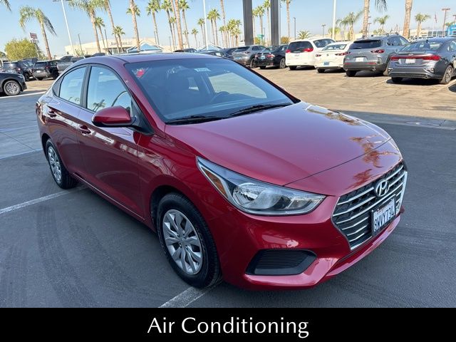 2021 Hyundai Accent SE 3