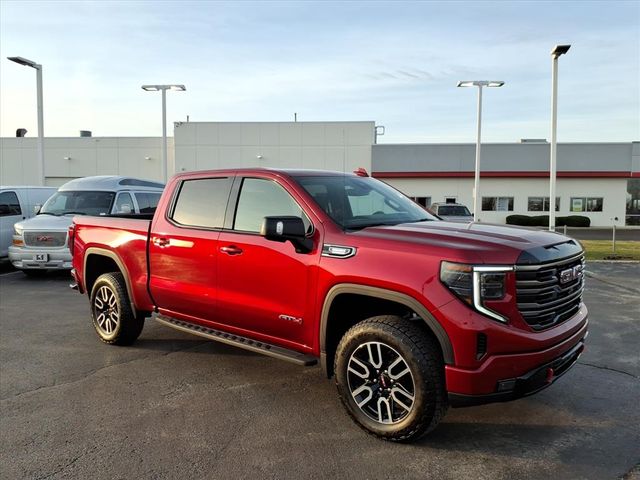 2025 GMC Sierra 1500 AT4 Crew Cab 4WD