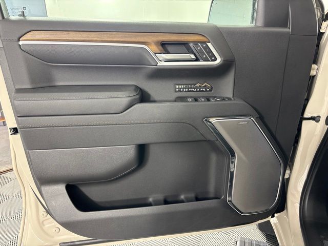 2026 Chevrolet Silverado 1500 High Country - Photo 15