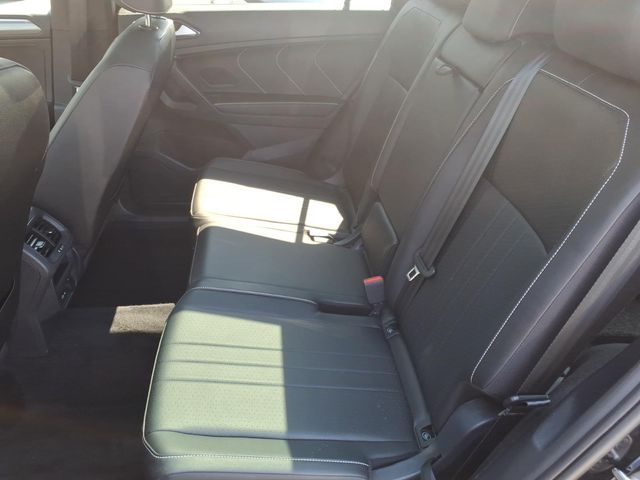 2023 Volkswagen Tiguan - Image 22