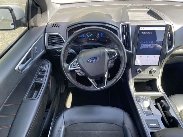 2022 Star White Metallic Tri-Coat Ford Edge ST Line AWD SUV