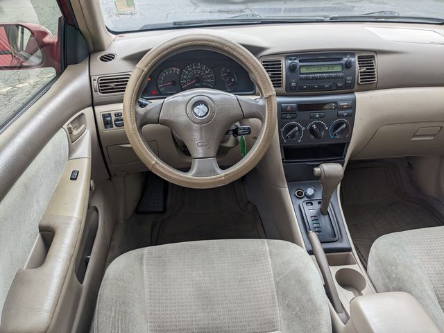2005 Toyota Corolla CE photo