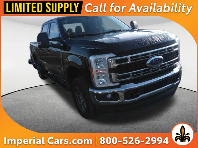 Agate Black Metallic 2026 Ford F-250 Super Duty Pickup Truck Four-Wheel Drive Automatic