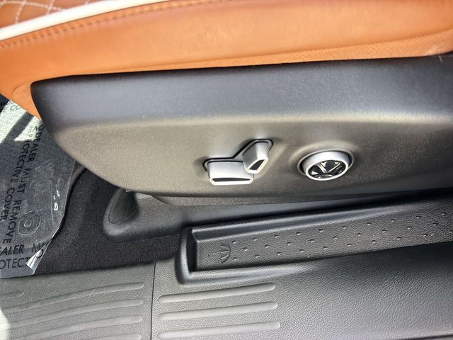 Used 2025 Chrysler Pacifica Hybrid Van