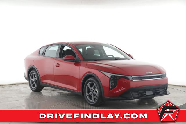Currant Red 2025 Kia K4 LXS FWD Sedan Front-Wheel Drive Continuously Variable Transmission