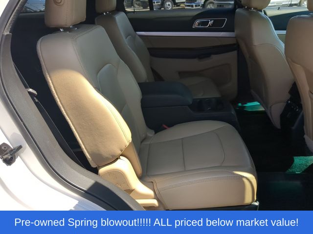 Used 2017 White Ford XLT image 43