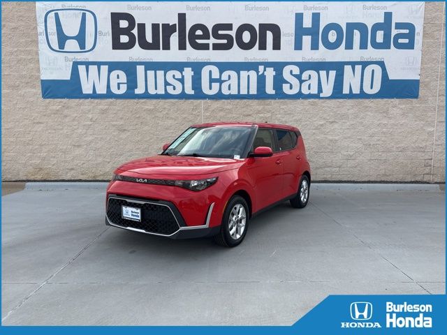 Inferno Red 2024 Kia Soul LX FWD SUV / Crossover Front-Wheel Drive Continuously Variable Transmission