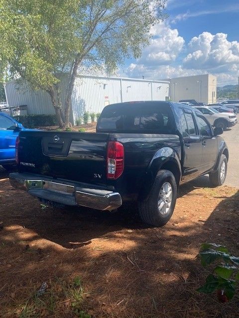 Used 2016 Black Nissan SV image 6