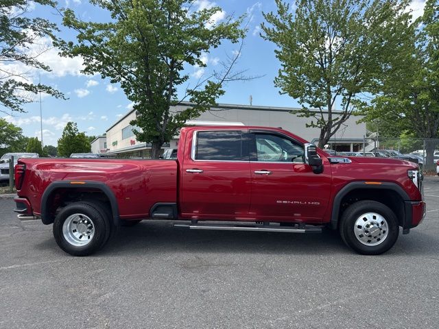 2024 GMC Sierra 3500HD Denali Crew Cab 4WD
