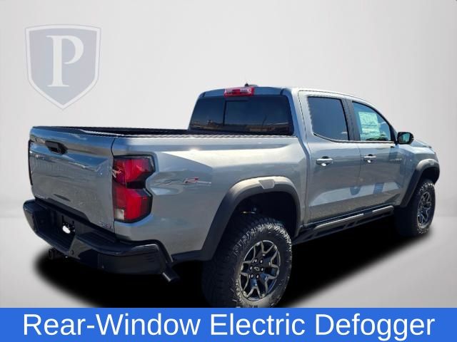 2024 Chevrolet Colorado ZR2 8