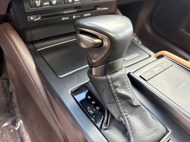 2021 Lexus ES - $33,498