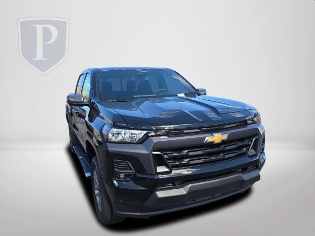 2024 Chevrolet Colorado LT 11