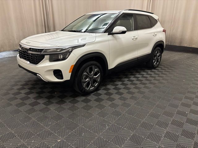 2024 Kia Seltos S - Main Image