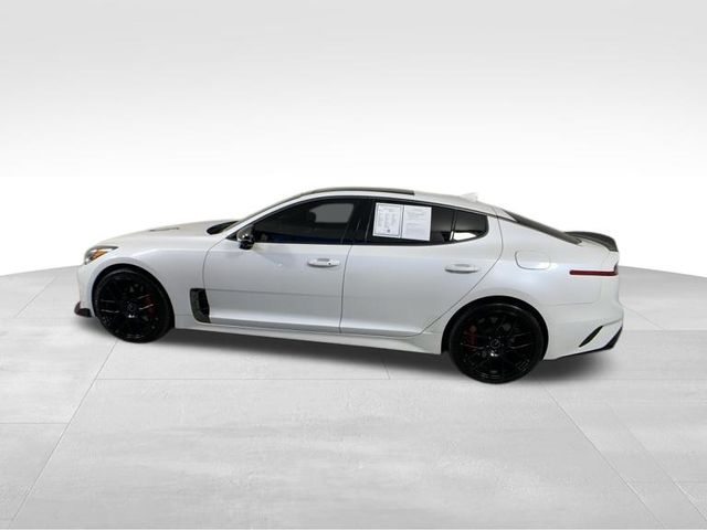 2022 Kia Stinger GT2 4