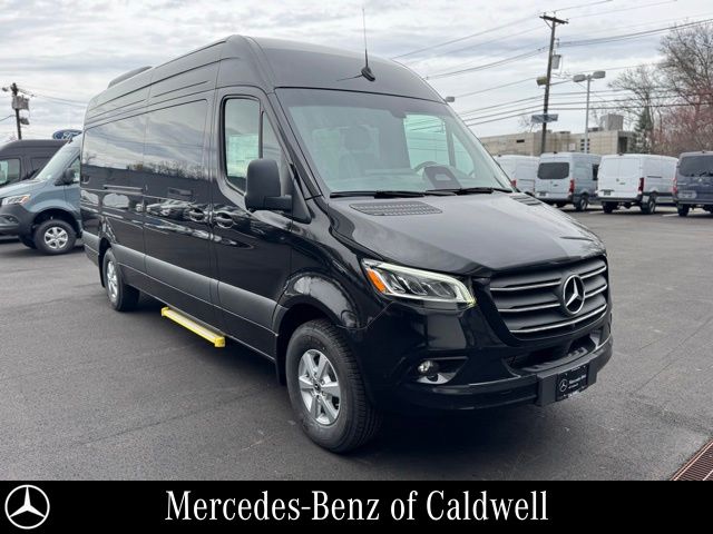 2026 Mercedes-Benz Sprinter 2500 170 WB HO High Roof's photo