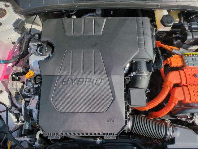 used 2025 Hyundai Elantra Hybrid car, priced at $24,661